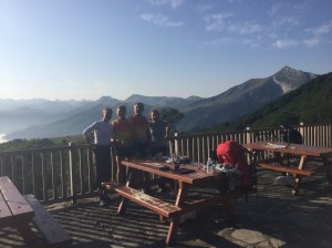 Desayuno en Iraty con Verla y los ciclistas
