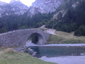 Puente románico de San Nicolás de Bujaruelo