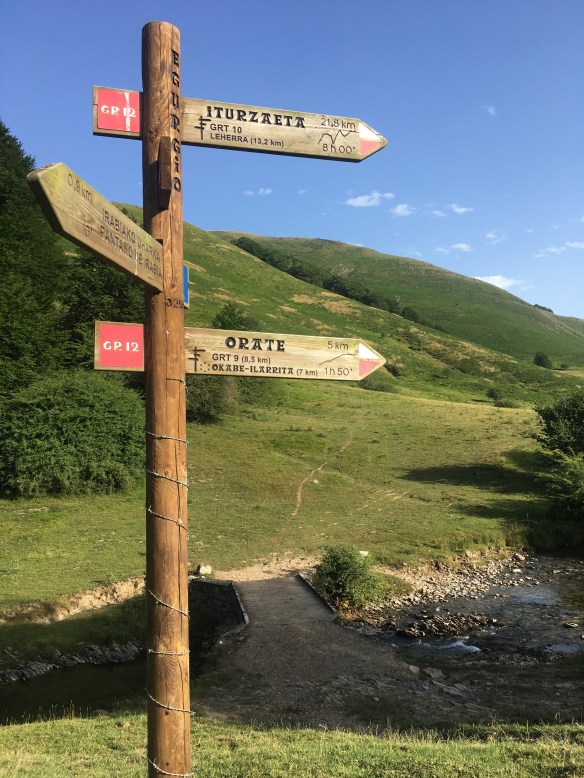 92D96BF8-29F0-48B8-B25B-FABE77752D95